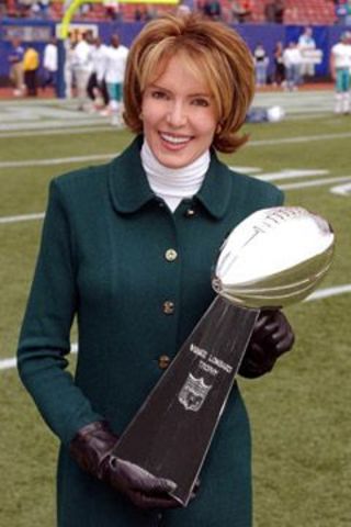 Lesley Visser Mistaken for Fan