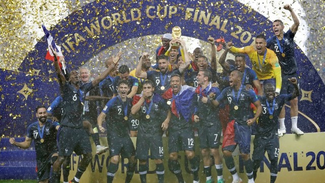 RUSIA (sede) FRANCIA (CAMPEON)