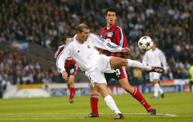 REAL MADRID GANA LA FINAL DEL 2002 GRACIAS A ZIDANE