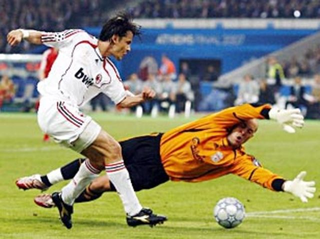 LA VENGANZA SE CUMPLE: MILAN 2-1 LIVERPOOL