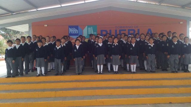 Entre a mi segunda primaria