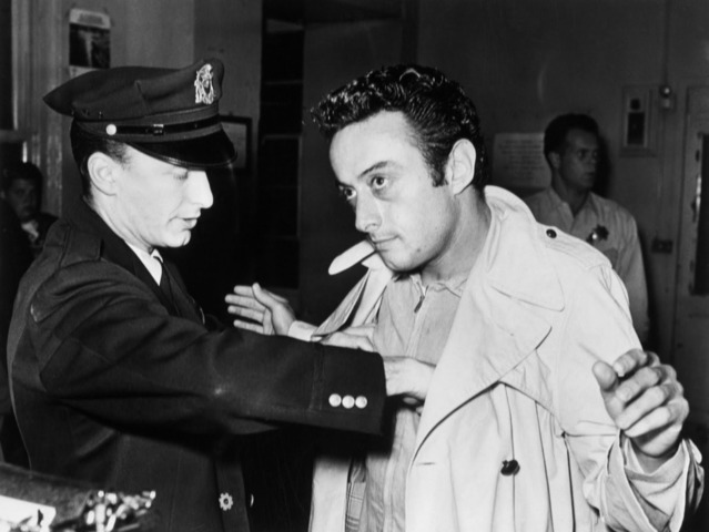 El arresto al humorista Lenny Bruce