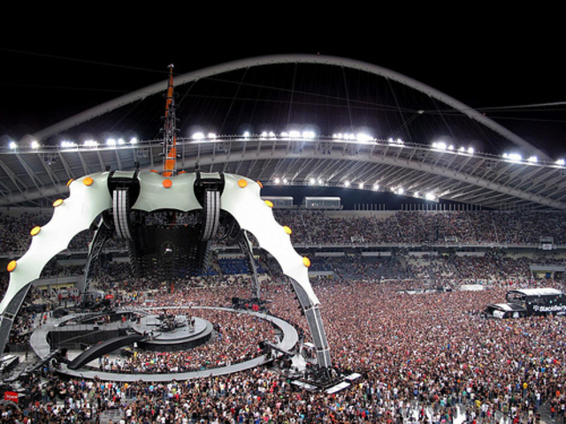 U2 στο Ο.Α.Κ.Α