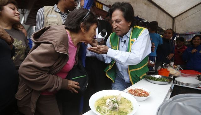 I will go out with my uncles to eat broth tomorrow morning