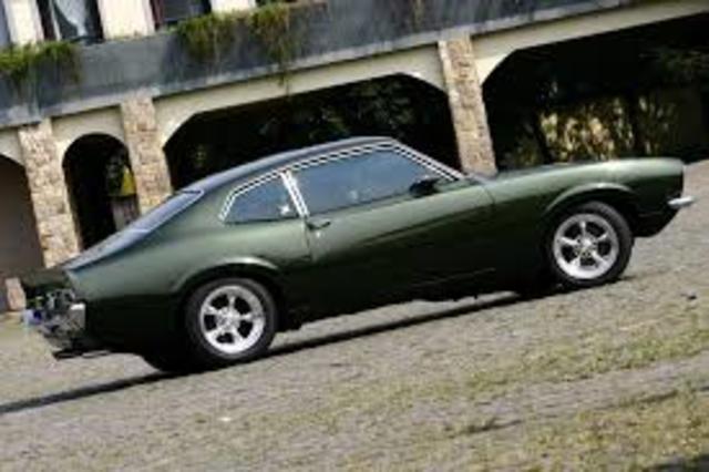 Uno de los primeros autos descapotable