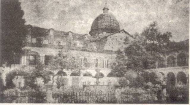 Colegio-Universidad Santo Tomás