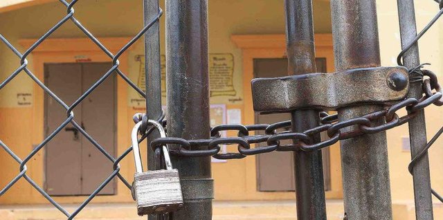 Cerrada por segunda vez