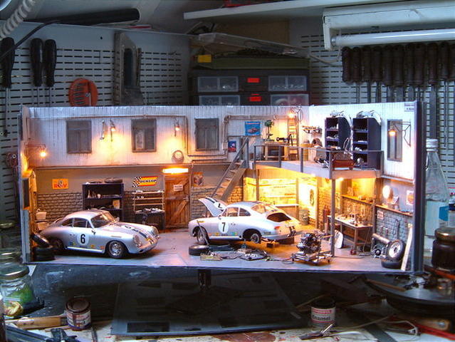 DIORAMA | Precursores