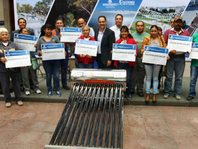 Reincorporación al Sistema de Ambientes adecuados, entrega de 5 mil calentadores/año desde 2013