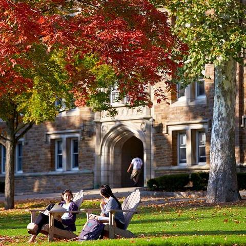 Estudios universitarios de Hamilton College