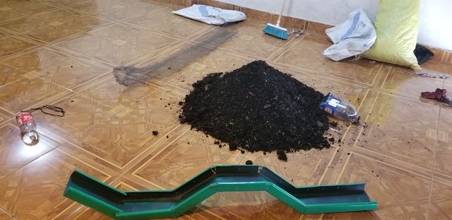 Proceso de relleno de tierra en la Estructura.