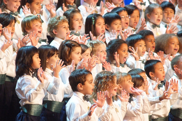 Bartzelona with the choir