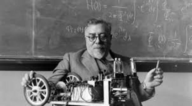 NORBERT WIENER (1894-1964)