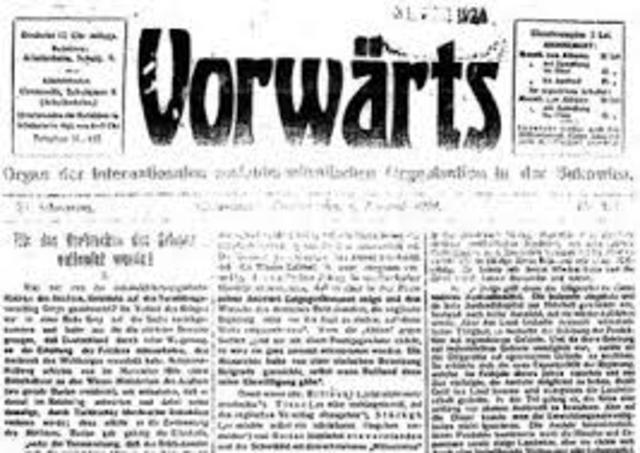 Despido del periódico y exilio a los Países Bajos