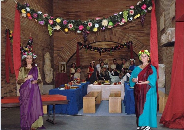 Fantasmas en el museo y Saturnalia