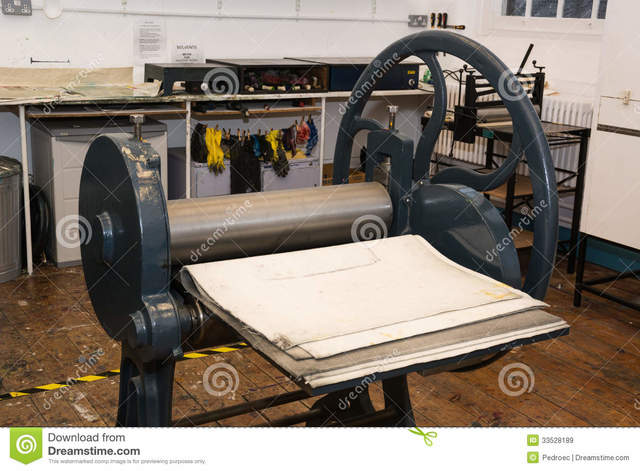 comienza a imprimir la Prensa