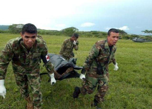 URIBE VELEZ DANDO DURO PERO LA GUERRA SIGUE