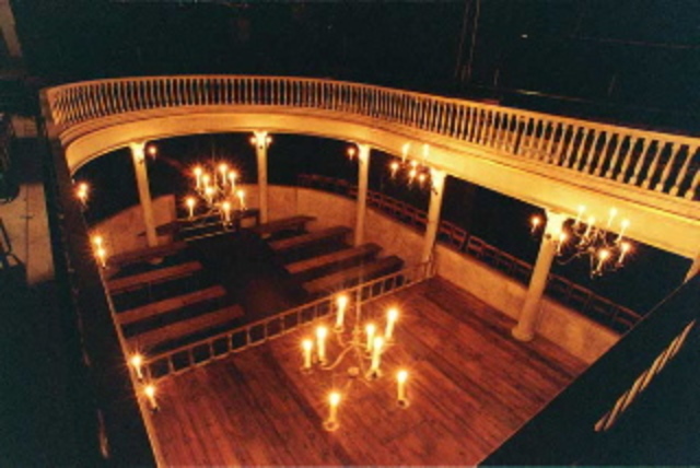 Candles begin to be used