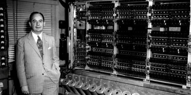 Jonh Von Neumann (1903-1871)