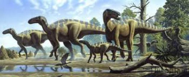 APARICIÓ DELS DINOSAURS