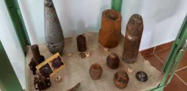 Edad Contemporánea (Museo exposición de la Guerra Civil Española.Campillo de Llerena, Badajoz).