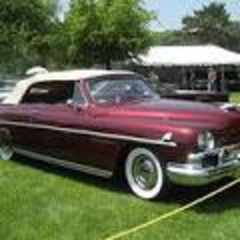 Lincoln Cosmopolitan