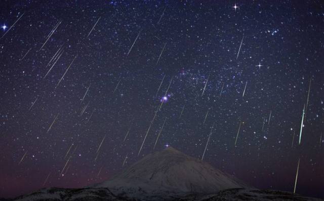 Segunda lluvia de meteoritos