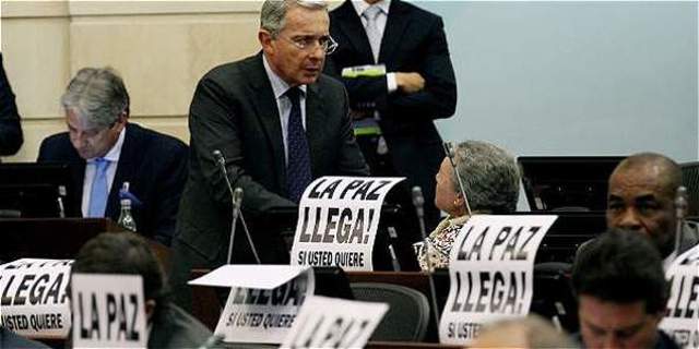 Tratado de paz de Alvaro Uribe Velez