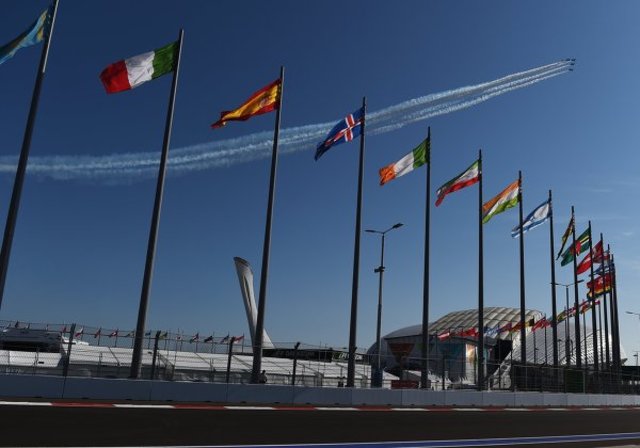 Церемония открытия Гран-при "Формулы-1" на "Сочи Автодроме" в 2014 году