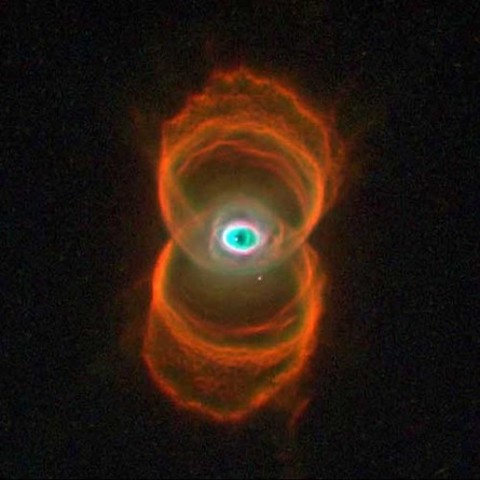 La luz emitida por la supernova 1987A llega a la Tierra