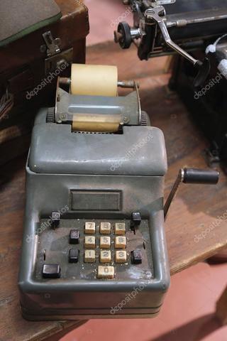 CALCULADORA MECÁNICA