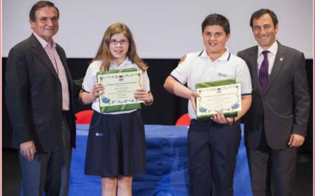 recibi un reconocimiento cuando entre a la primaria