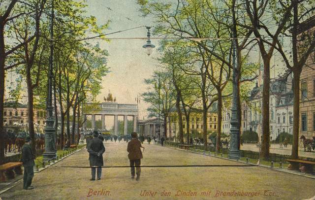 Unter den Linden, Berlin is Lit by Gas