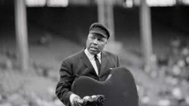 First Minority Umpire