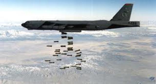 INT OTAN bombardea Yugoslavia y se produce la gueraa de Kosovo