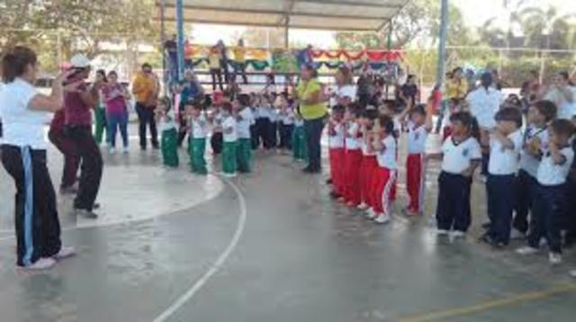 festivales escolares recreativos