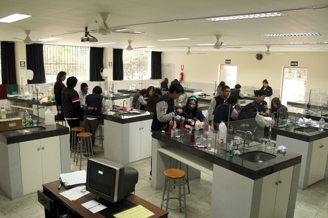 LABORATORIOS EDUCATIVOS