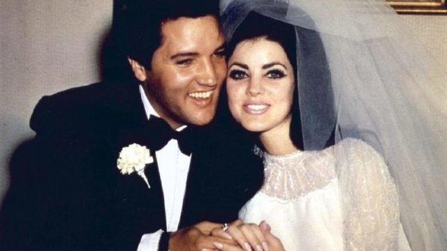 Elvis gets married