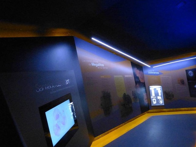 Museo / Centro de Interpretación de la Cultura Dolménica (Santiago de alcántara)