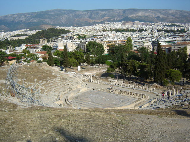 El primer teatro