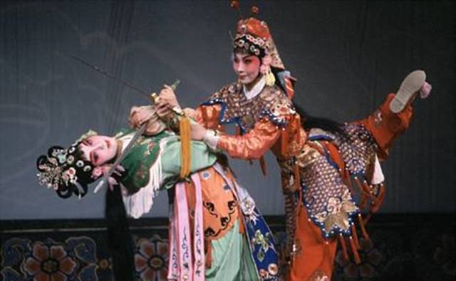 TEATRO INDIO Y DEL SURESTE ASIÁTICO