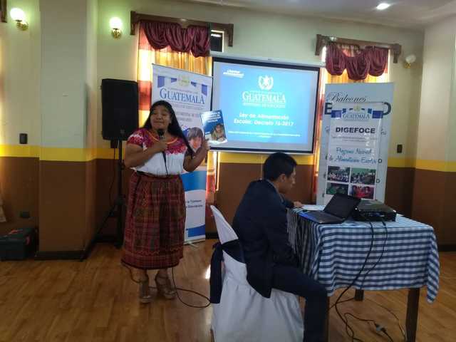 2000 a 2004 Se realizaron Investigaciones Bibliográficas y revisión de Currículum de otros países (Como referencia)