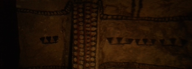 Escritos en piedra y papiro.