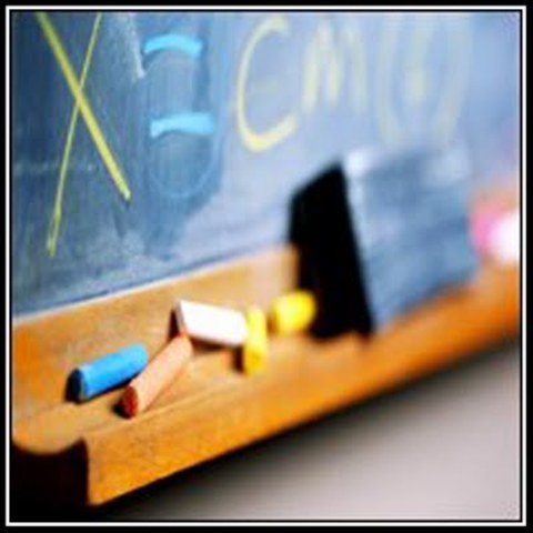 Gis o Tiza y pizarra o tablero