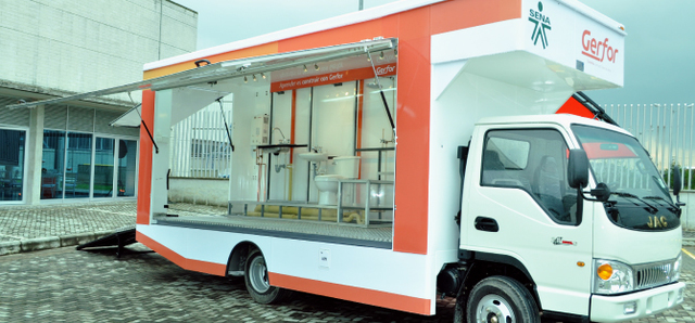 Proyecto Aulas Móviles del SENA.