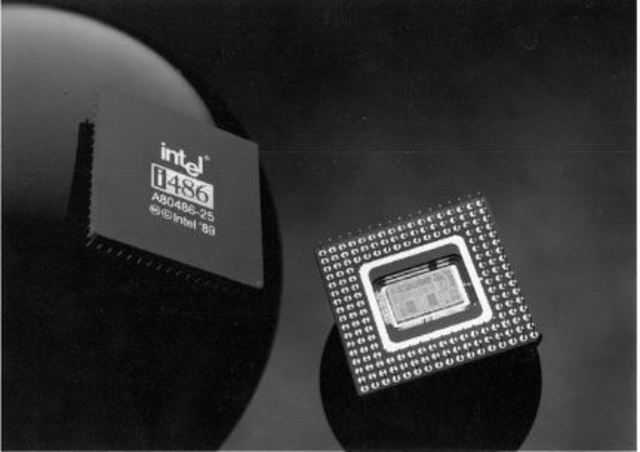 microprocesador 80486 y el chip i860 RISC / coprocesador