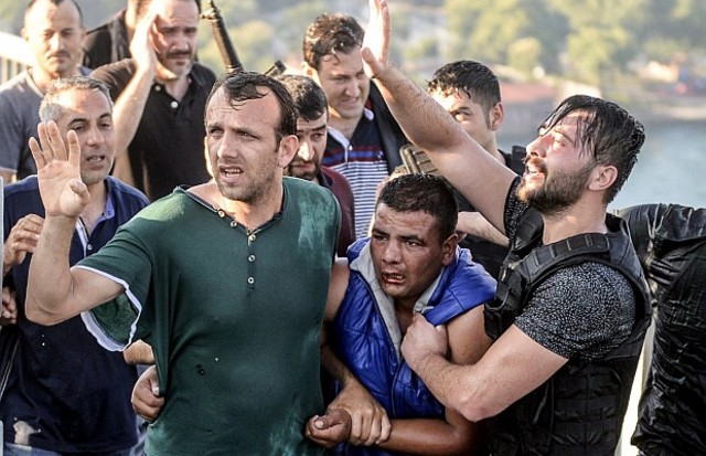 Reformas constitucionales  y continuación de La Purga