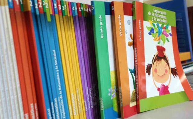 El libro de texto para escolares