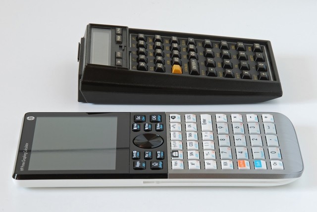 12. Calculadora de mano (1972)