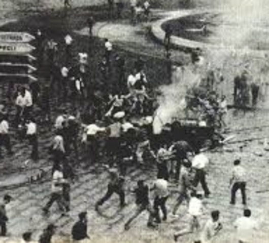 Il Governo Tambroni e il Piano Solo